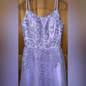 Juliet Lavender Embroidered Tulle Prom Gown Size Medium